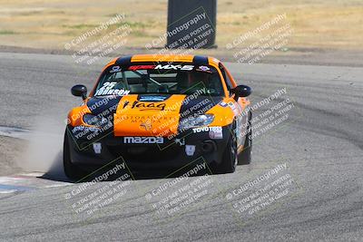 media/Jun-02-2024-CalClub SCCA (Sun) [[05fc656a50]]/Group 5/Race/